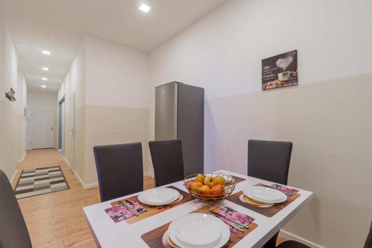 Big Fancy Apartments City Center Berlin Extérieur photo