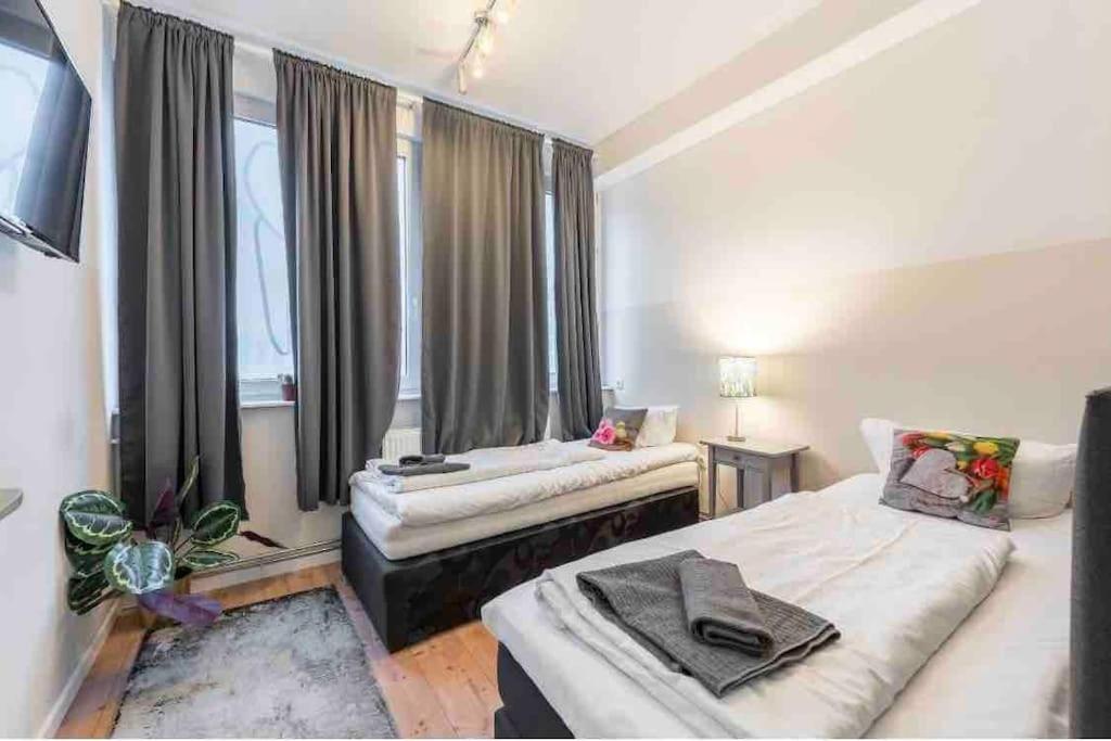 Big Fancy Apartments City Center Berlin Extérieur photo